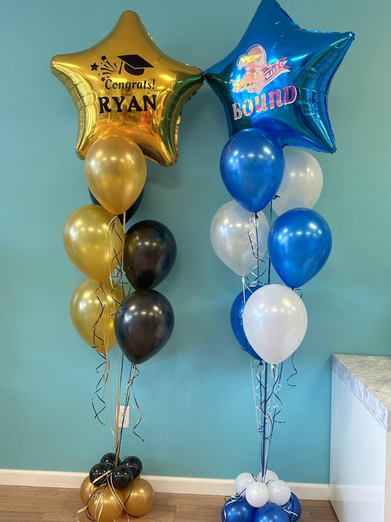 graduation balloon decor