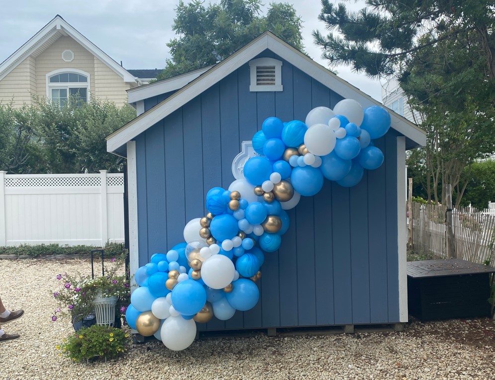 How to Hang Your Grab and Go Balloon Garland from Celebration Creations